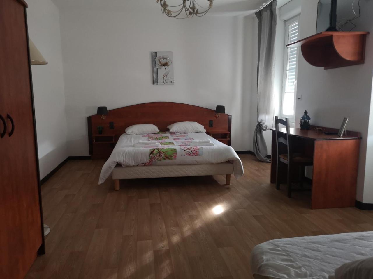 Tabre Hotel Castel D'Olmes מראה חיצוני תמונה
